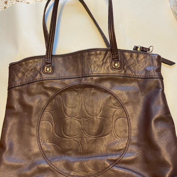 Coach Handbags - Coach large bag good used condition